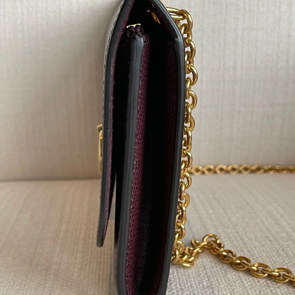 Mulberry Amberley Clutch crossbody in Burgundy - Picture 9 of 14